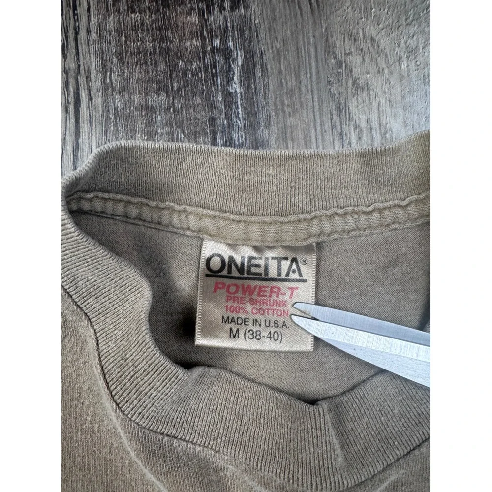 Vintage Oneita Power-T Gatlinburg Tennessee T-Shirt Mens Medium Tan Made in USA - Picture 4 of 6